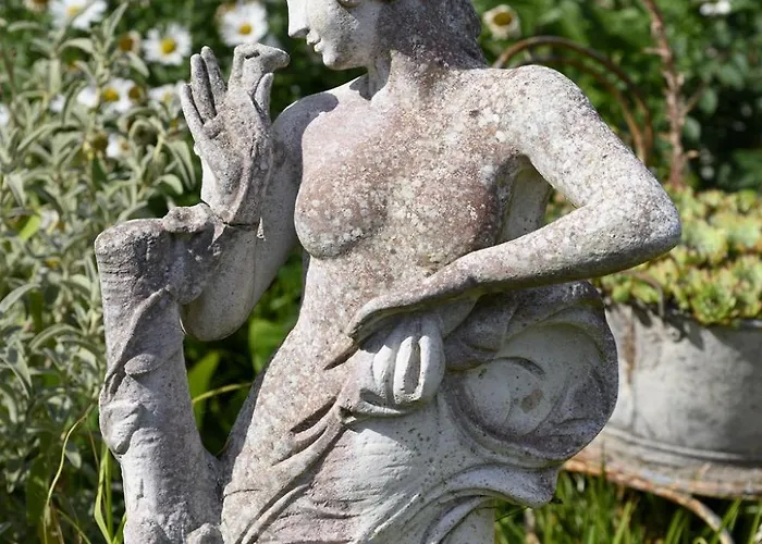 Le Jardin Yuccas - Cosy In The Loir& Loire Valleys